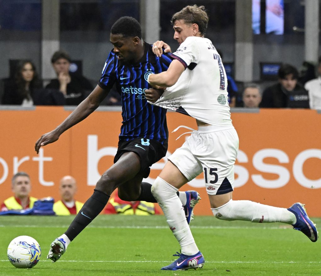 Δεν χάνει με τίποτα τον τίτλο η Ίντερ στην Ιταλία, 3-0 την Κάλιαρι και +12 στην κορυφή από τη Νάπολι