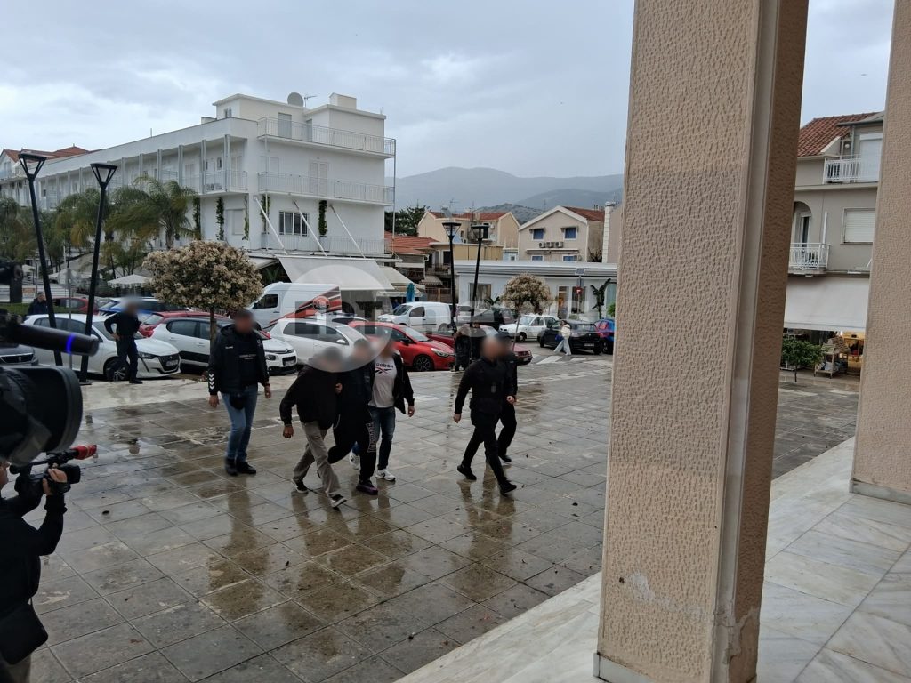 Ενώπιον του εισαγγελέα οι τρεις συλληφθέντες για τον θάνατο της 19χρονης στο Αργοστόλι Κεφαλονιάς