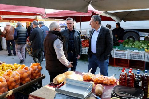 <strong>«Πράσινες» δωρεάν μετακινήσεις από τον Δήμο Ελασσόνας με ηλεκτρικά ποδήλατα</strong>