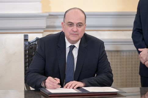 Σακελλαρίδης στο ΕΡΤnews: Ζούμε διολίσθηση του κράτους δικαίου – Χρειάζεται μια ενισχυμένη Αριστερά σε έναν κόσμο παραλογισμού