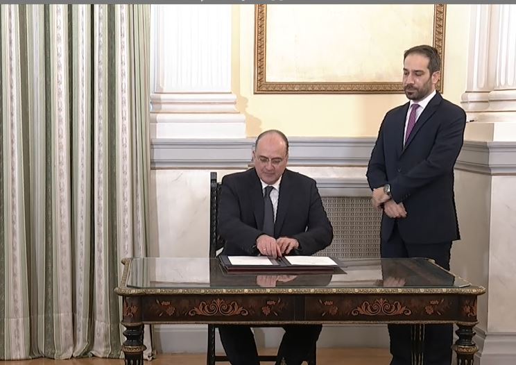 Ορκίστηκαν τα νέα μέλη της κυβέρνησης Σχοινάς, Τουρνάς και Λαζαρίδης