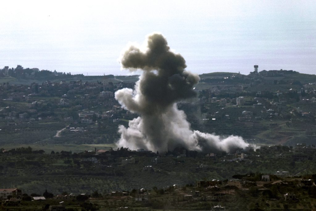 Λίβανος: Ισραηλινές επιθέσεις στην κοιλάδα Μπεκάα – «Θα επιστρέψουμε στις βομβιστικές επιθέσεις αυτοκτονίας στα κατεχόμενα», λέει στέλεχος της Χεζμπολάχ