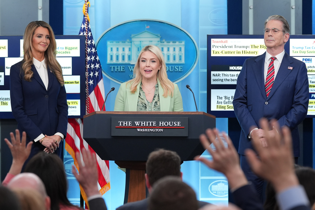 Ο Λευκός Οίκος αρνείται ότι οι ΗΠΑ ζήτησαν επέκταση της εκεχειρίας – «Νέες συνομιλίες ενδεχομένως θα λάβουν χώρα στο Πακιστάν»