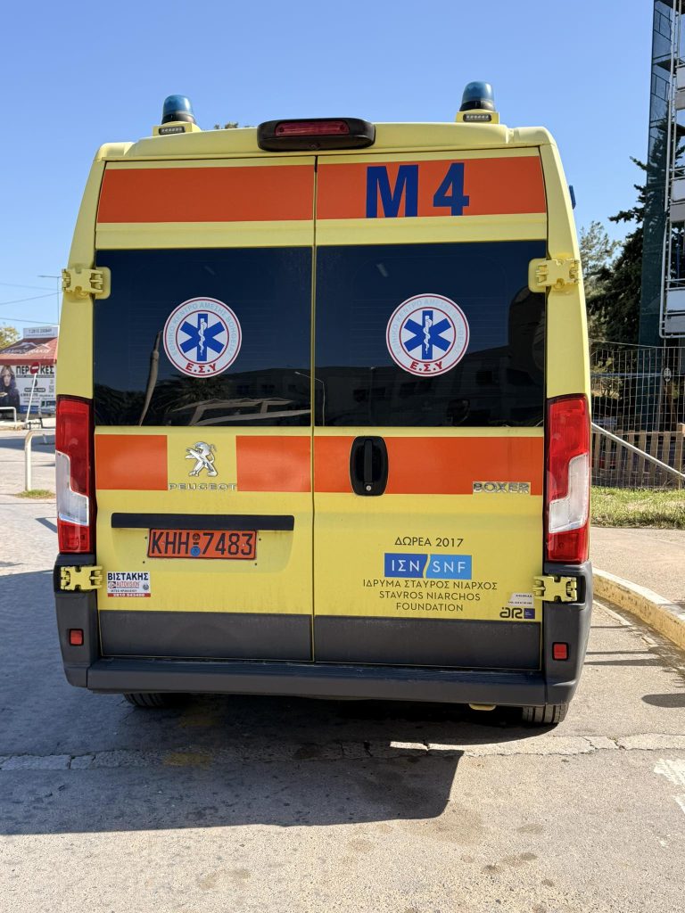 Κατεπείγουσα διακομιδή 12χρονου από το Νοσοκομείο Χανίων στο ΠΑΓΝΗ με τη συνδρομή της ΕΛΑΣ