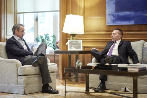 Επείγουσες διακομιδές νεαρών από τις Β. Σποράδες στο Νοσοκομείο του Βόλου