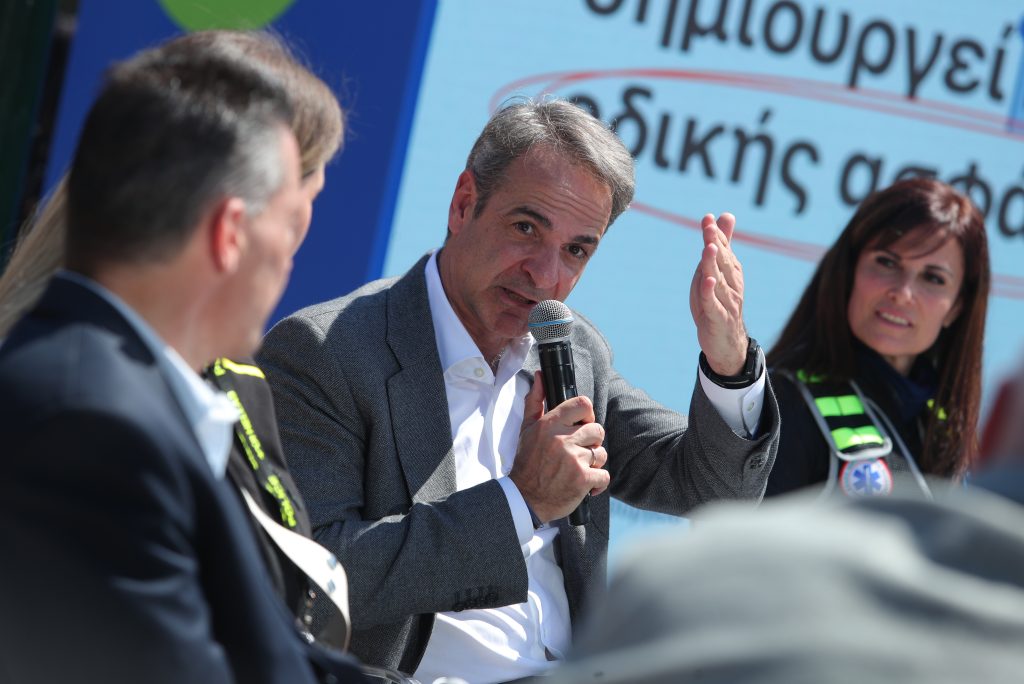 Μητσοτάκης για οδική ασφάλεια: Oι ψηφιακές κάμερες θα αλλάξουν τα πάντα