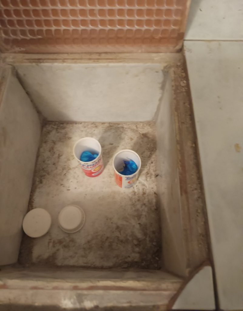 Θεσσαλονίκη: Πατέρας και γιος συνελήφθησαν για διακίνηση ναρκωτικών μέσα σε κατάστημα υγειονομικού ενδιαφέροντος