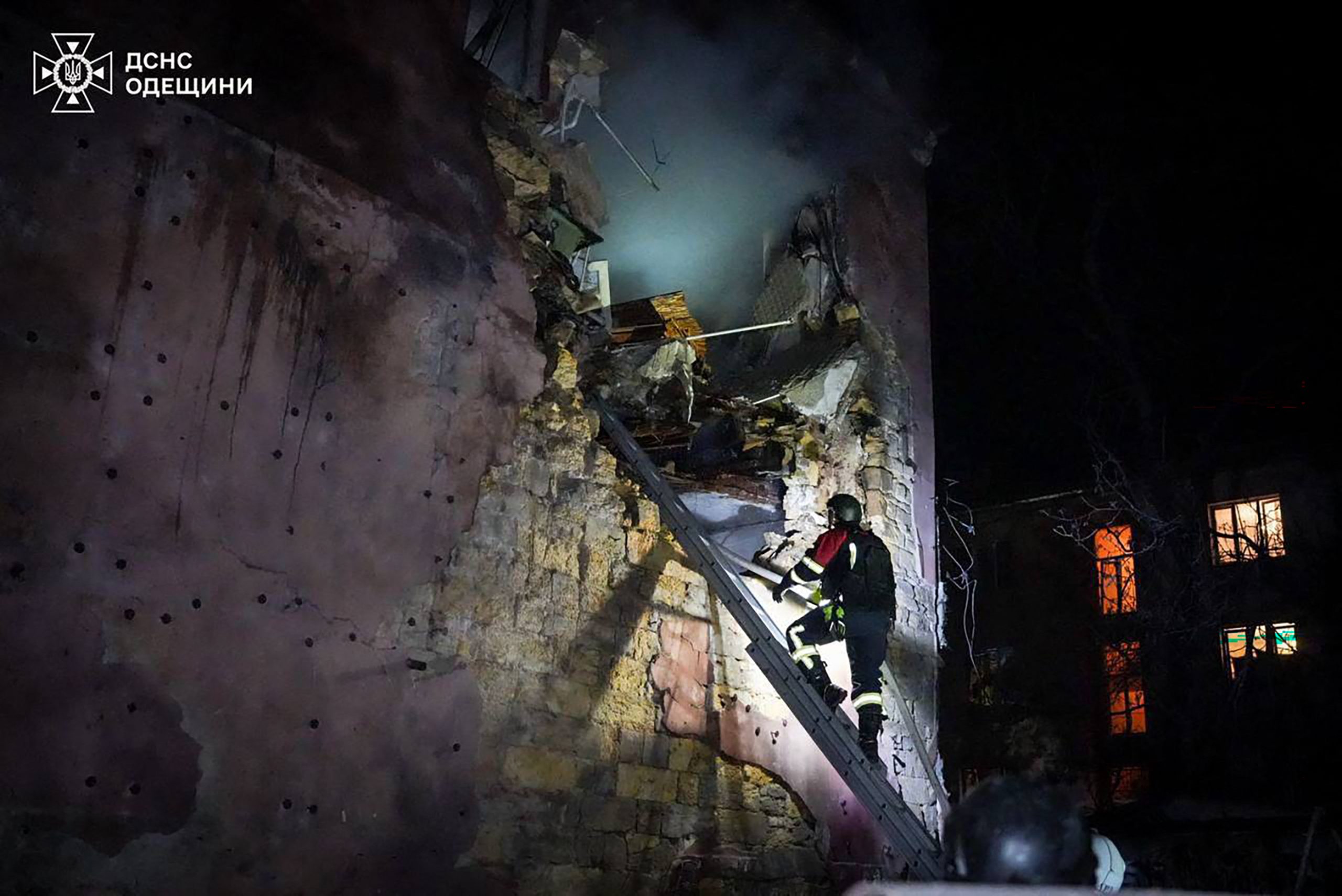 Ρωσική επιδρομή στην Οδησσό – Τουλάχιστον δύο νεκροί και 14 τραυματίες