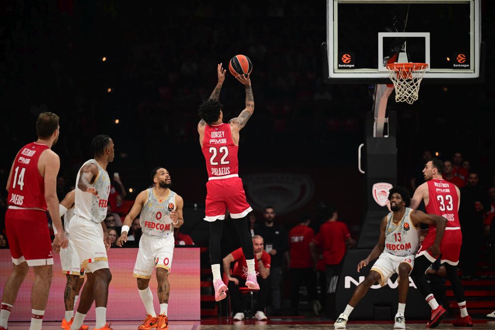 Euroleague: «Ερυθρόλευκο πάρτι» στο ΣΕΦ όπου ο Ολυμπιακός έκανε ό,τι ήθελε (94-64) τη Μονακό και πάει στο Πριγκηπάτο με 2-0 στη σειρά των play off  ​