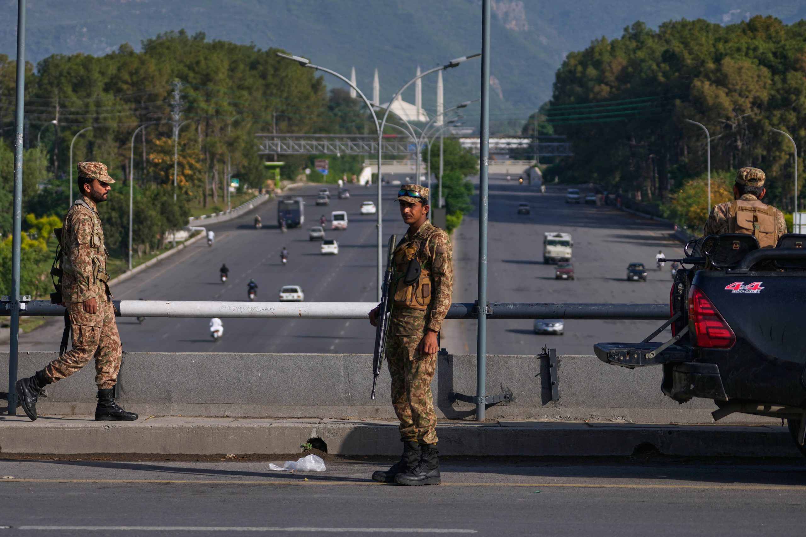 Πακιστάν: Αιφνιδιαστική απαίτηση από τα ΗΑΕ για άμεση αποπληρωμή 3,5 δισ δολαρίων – Έσπευσε σε βοήθεια η Σαουδική Αραβία