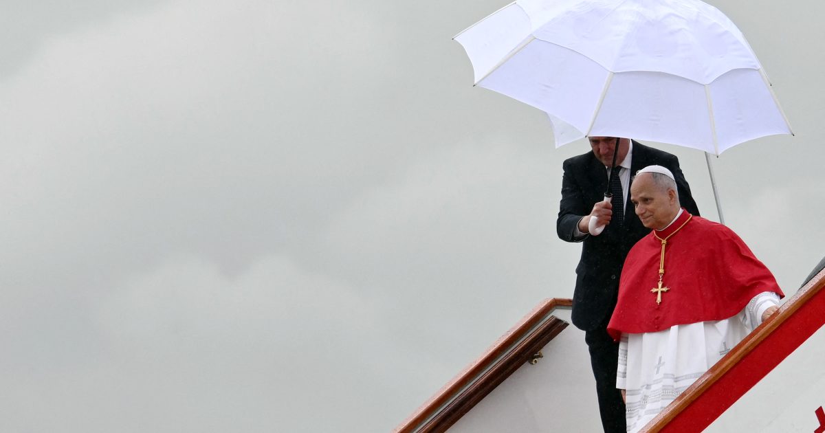 Πάπας Λέων σε Τραμπ: Θα συνεχίσω να μιλάω χωρίς φόβο κατά του πολέμου