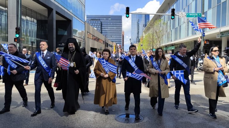 Σικάγο: Με την ελληνική παρέλαση γιορτάστηκε η 25η Μαρτίου