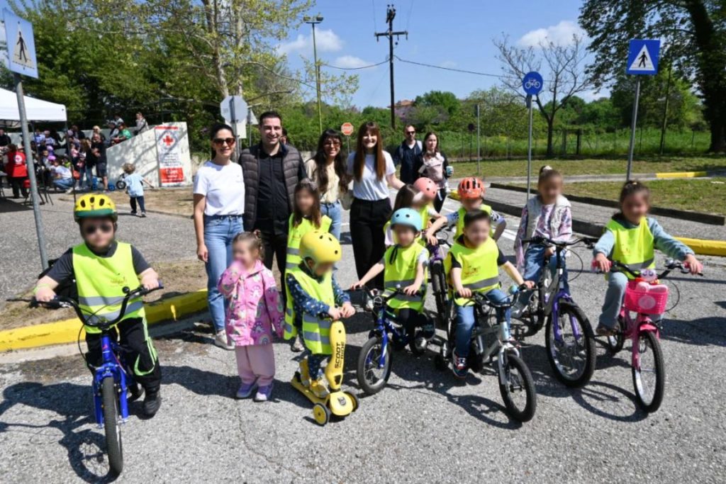 Δράση της Δημοτικής Αστυνομίας Κατερίνης με θέμα «Μικροί Ποδηλάτες – Μεγάλη Ασφάλεια!» στο Πάρκο Κυκλοφοριακής Αγωγής
