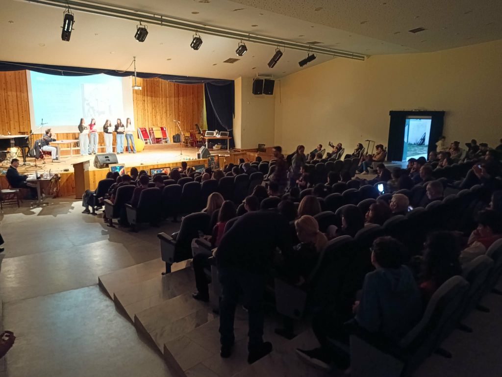 Κομοτηνή: Μαθητές “πλοηγήθηκαν” στον έναστρο ουρανό με τη βοήθεια αστροφυσικών του Εθνικού Αστεροσκοπείου Αθηνών