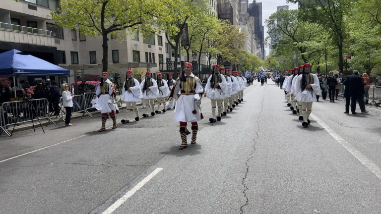 Σε κλίμα υπερηφάνειας η παρέλαση στην 5η Λεωφόρο της Ν.Υ. – Ο Ελληνισμός τίμησε την Ελληνική Επανάσταση του 1821