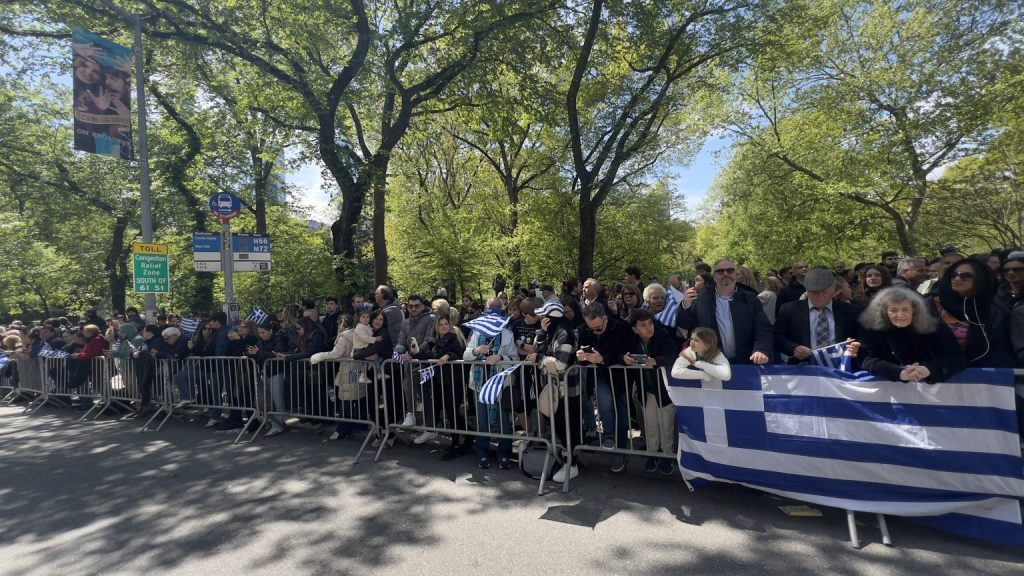Σε κλίμα υπερηφάνειας η παρέλαση στην 5η Λεωφόρο της Ν.Υ. – Ο Ελληνισμός τίμησε την Ελληνική Επανάσταση του 1821