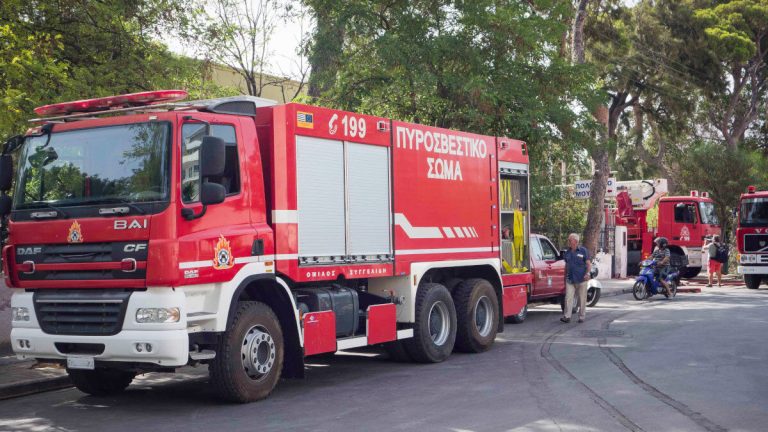 Συναγερμός στην Πυροσβεστική Χανίων για φωτιά σε διαμέρισμα