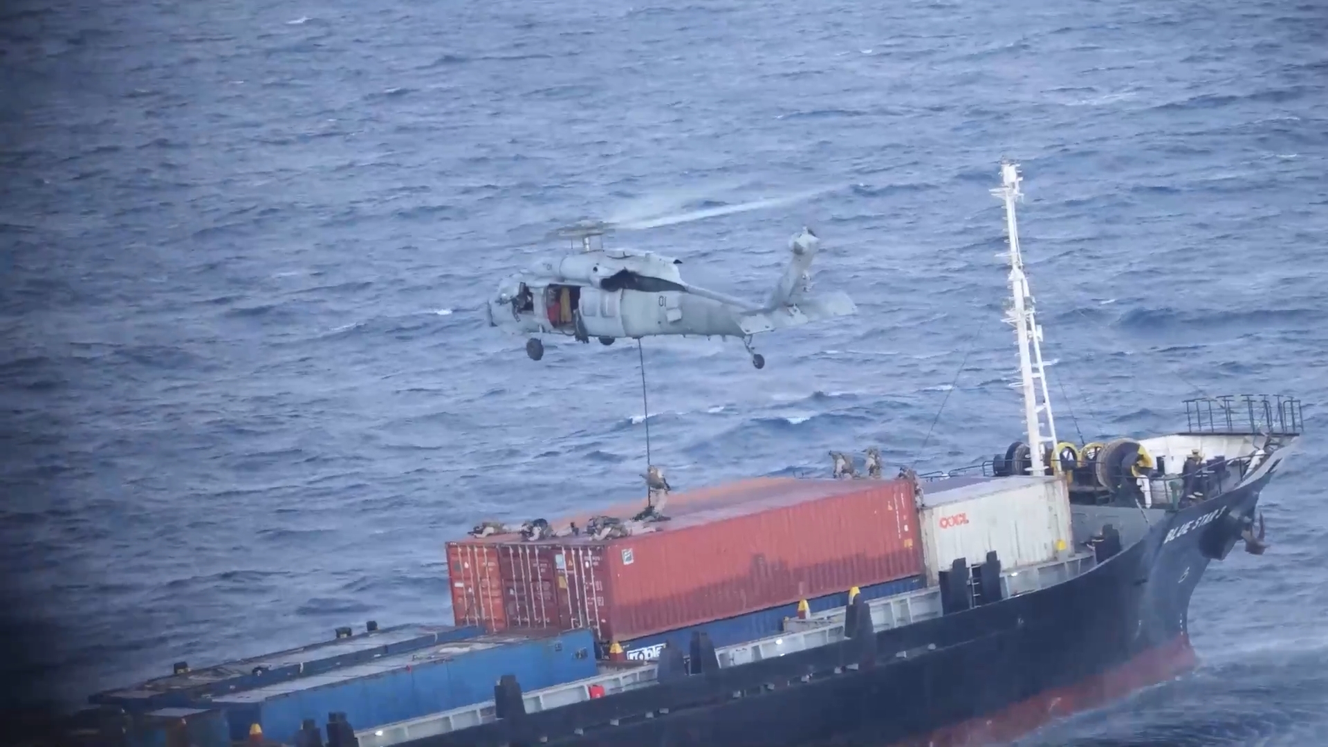 Νέο ρεσάλτο αμερικανών πεζοναυτών σε πλοίο  στην Αραβική Θάλασσα