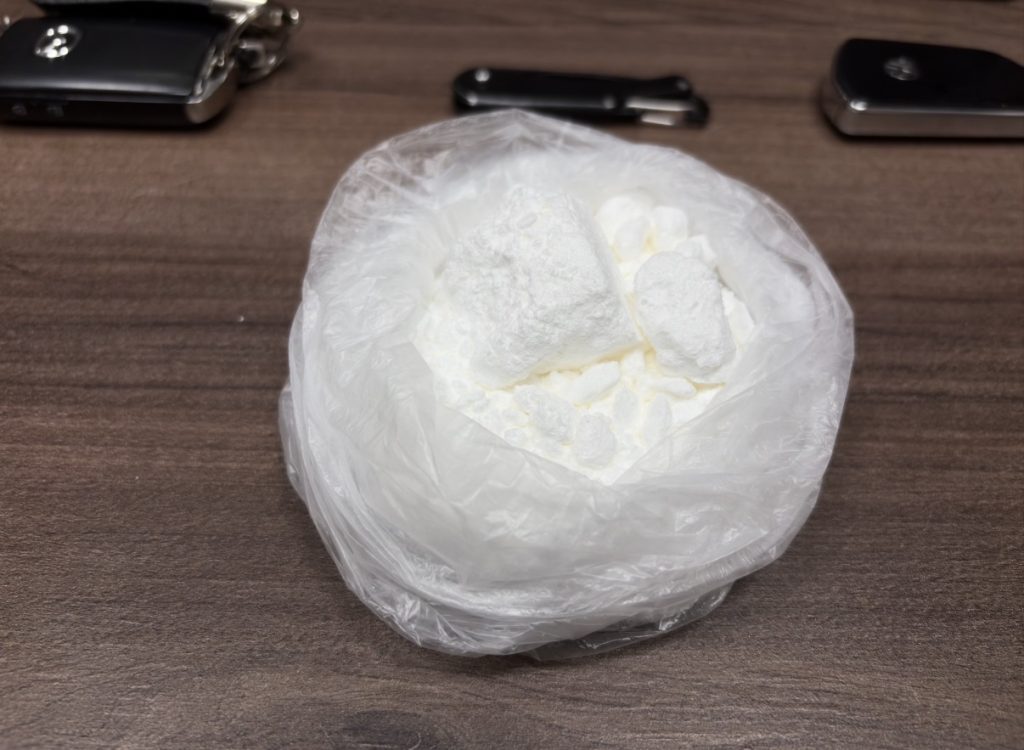 Ρέθυμνο: Τρεις συλλήψεις για ναρκωτικά – Είχαν στην κατοχή τους χρήματα και σχεδόν 120 γραμμάρια κοκαΐνης