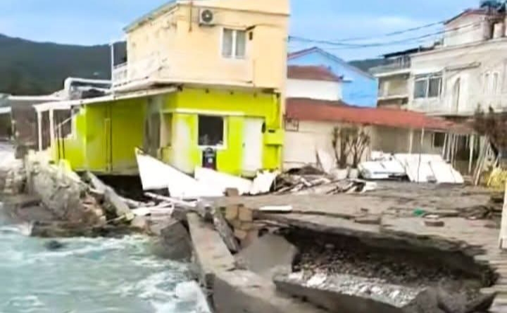 Σαρωτικό το πέρασμα του “Erminio” με έναν νεκρό και πολλές καταστροφές – Το ΕΡΤnews στις πληγείσες περιοχές