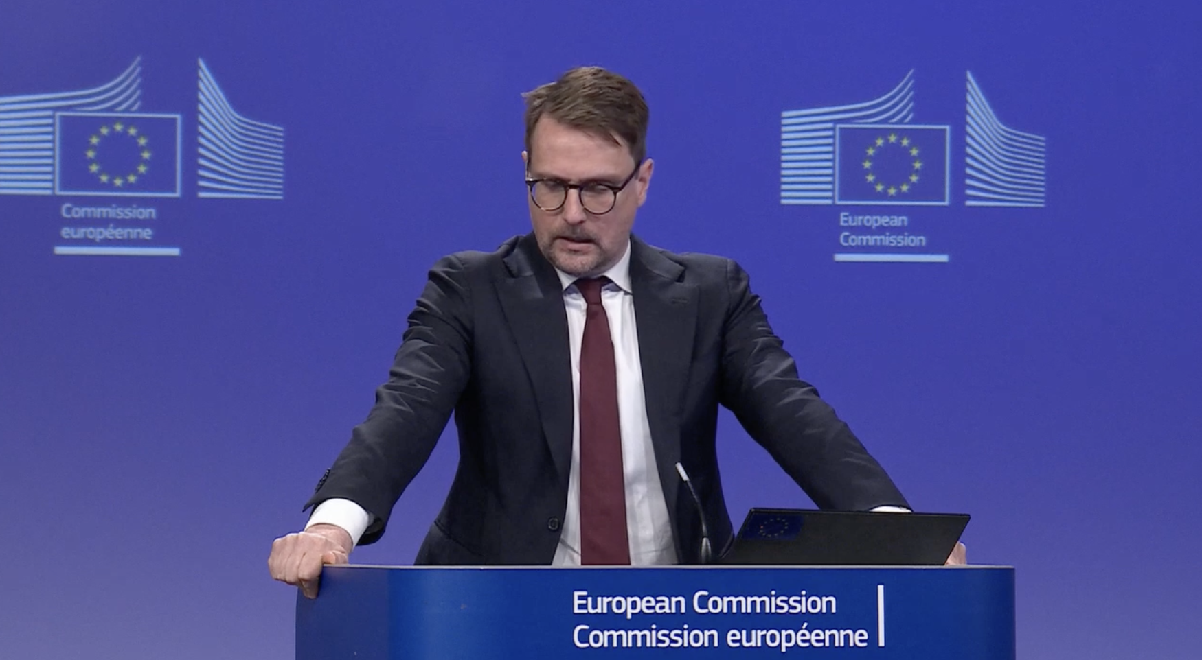 Η Κομισιόν αιτιολογεί ευελιξία στο Entry/ Exit System – Η τουριστική αγορά επικροτεί την απόφαση της Αθήνας για τους Βρετανούς