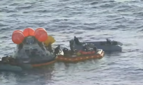 Πακιστάν: Ο Τζέι Ντι Βανς καθ’ οδόν προς το Ισλαμαμπάντ για την έναρξη των διαπραγματεύσεων ΗΠΑ με Ιράν