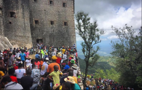 Live: Ο Βανς αποχωρεί από το Ισλαμαμπάντ χωρίς συμφωνία με το Ιράν – Αμερικανικά πολεμικά πλοία στα Στενά του Ορμούζ