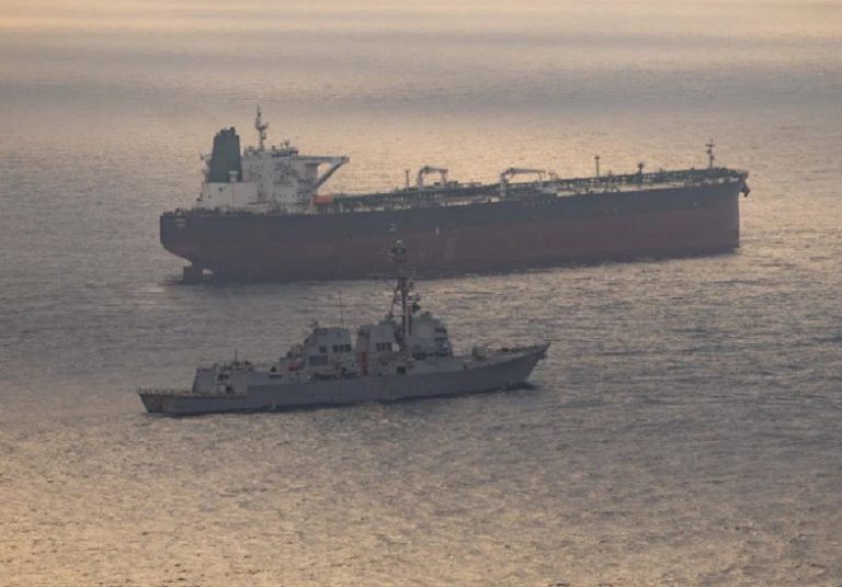 Οι ΗΠΑ σχεδιάζουν παρατεταμένο αποκλεισμό του Ιράν – Πιέσεις στην παγκόσμια οικονομία