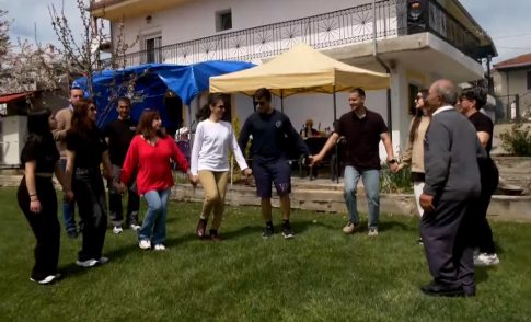 Η πρώτη γαλάζια σημαία σε παραλία της δυτικής Σάμου