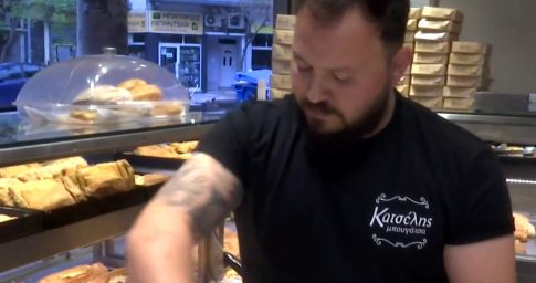 Η πρώτη γαλάζια σημαία σε παραλία της δυτικής Σάμου