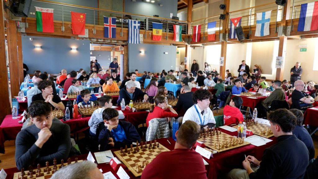 Χανιά: Συνεχίζεται το 5ο Διεθνές Σκακιστικό Τουρνουά «Μίκης Θεοδωράκης» – 142 συμμετοχές από όλο τον κόσμο