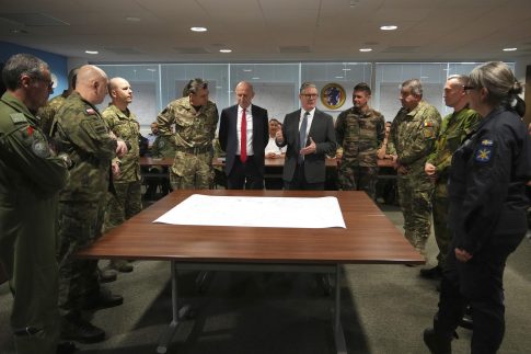 Καλαμάτα: Μεγάλη φωτιά σε επιχείρηση πλαστικών – Επικίνδυνοι καπνοί και διακοπή κυκλοφορίας