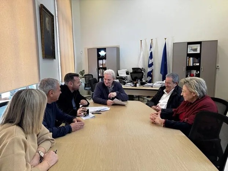 Ηράκλειο: Ενισχύεται με χιλιάδες δέντρα και φυτά το αστικό πράσινο του δήμου