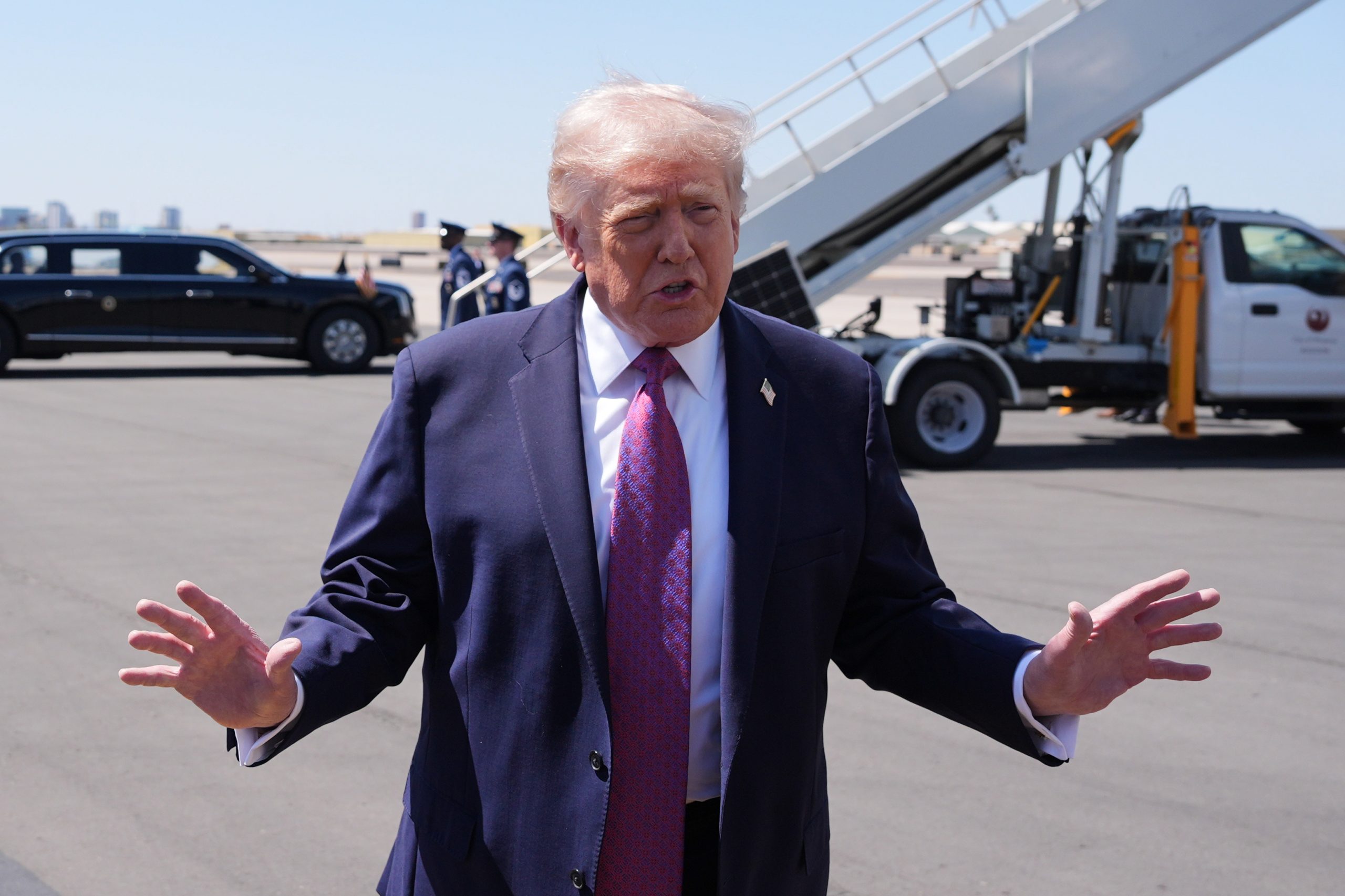 Παραμένει αισιόδοξος για συμφωνία ο Τραμπ – «Δεν υπάρχουν πολλές σημαντικές διαφορές με το Ιράν»