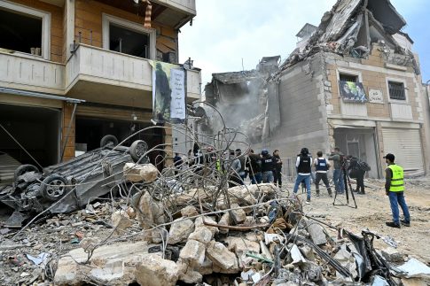 Μεγάλη Παρασκευή – Επιτάφιος Θρήνος: Live η Ακολουθία και η Περιφορά στο κέντρο της Αθήνας