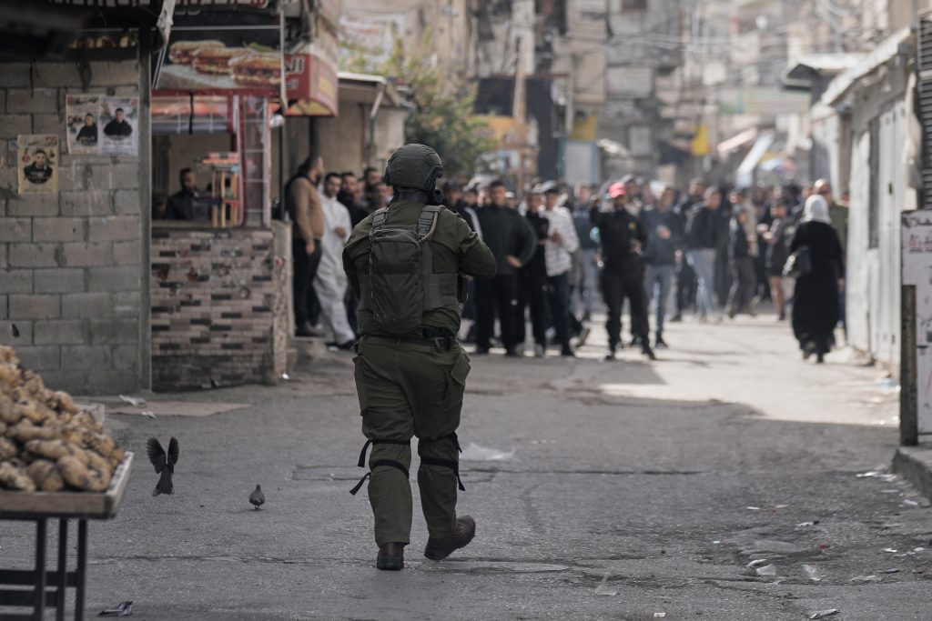 Έκθεση κάνει λόγο για φρικτά βασανιστήρια Ισραηλινών στρατιωτών σε Παλαιστινίους για να εγκαταλείψουν τη Δυτική Όχθη
