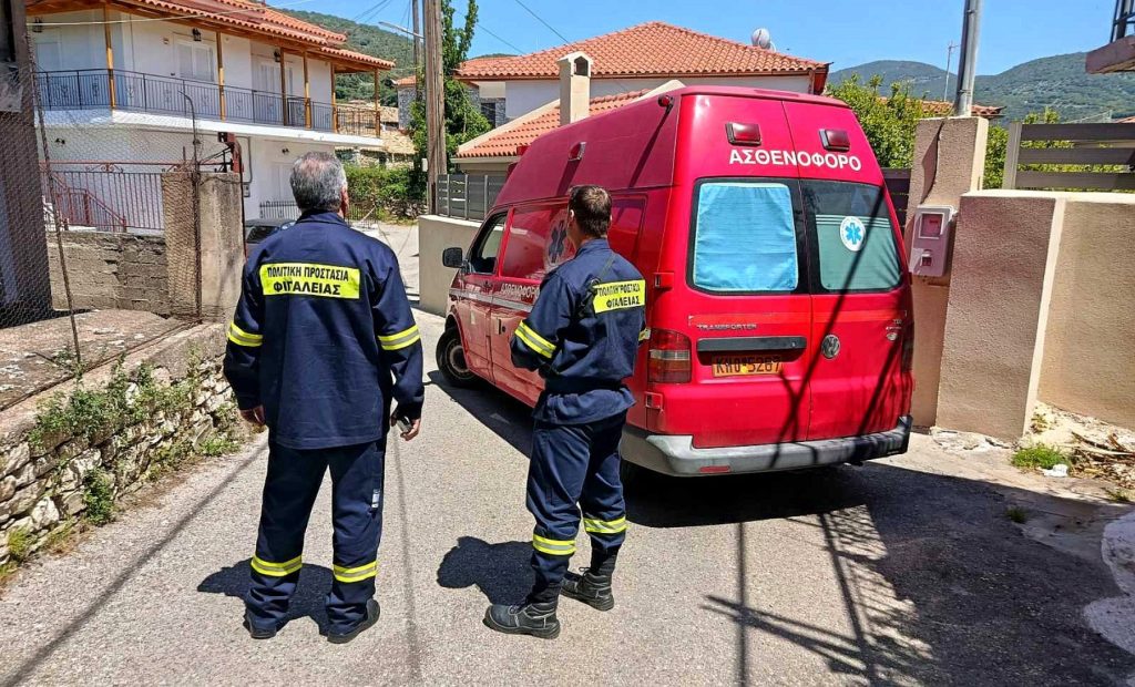 Ζαχάρω: Εντοπίστηκε χειροβομβίδα σε οικόπεδο στη Ν. Φιγαλεία  – Μεταφέρεται στην Αθήνα για εξουδετέρωση