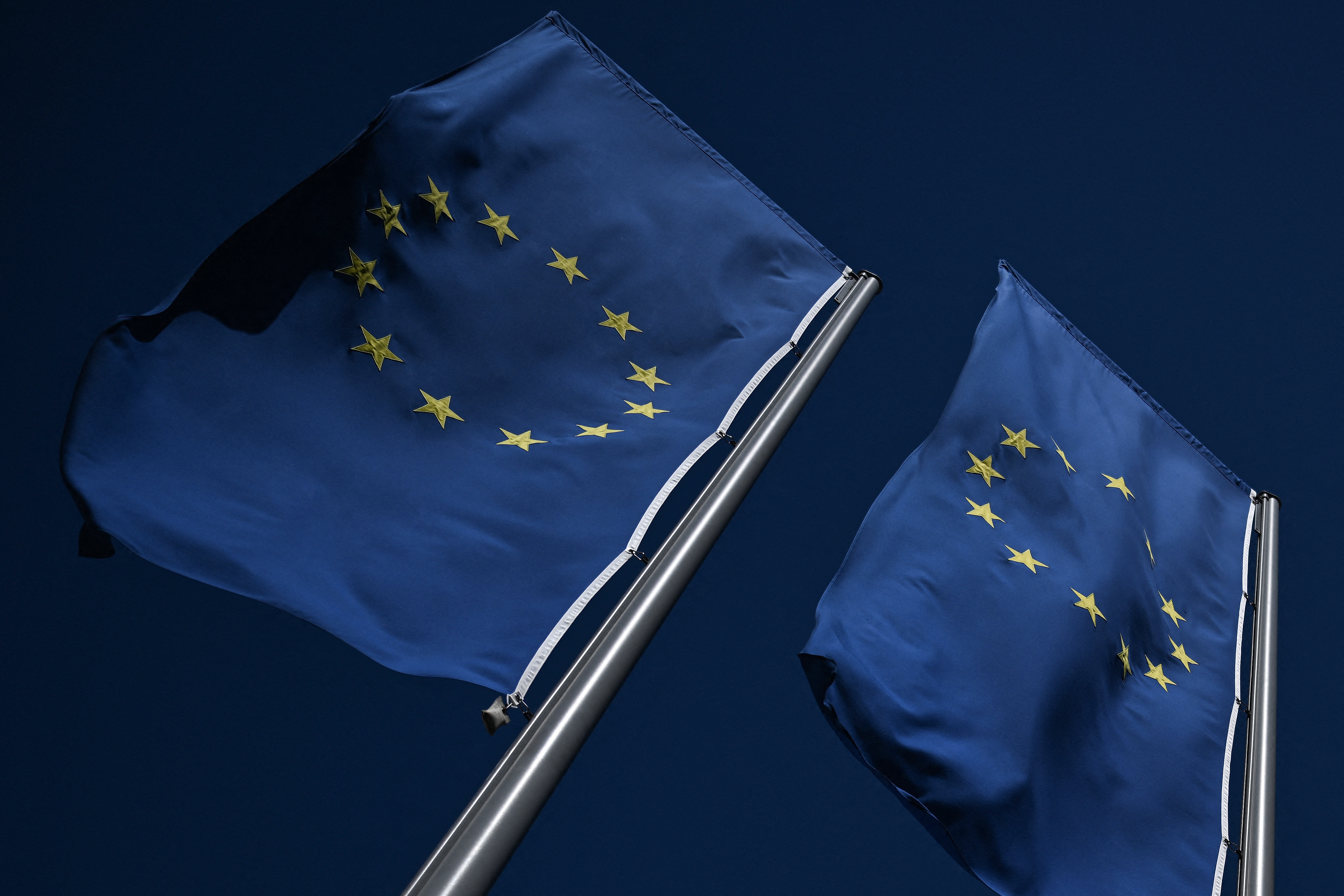 Οι Περιφερειάρχες πιέζουν Συμβούλιο και Ευρωβουλή για «δίχτυ ασφαλείας» στο Πολυετές Δημοσιονομικό Πλαίσιο 2028-2034
