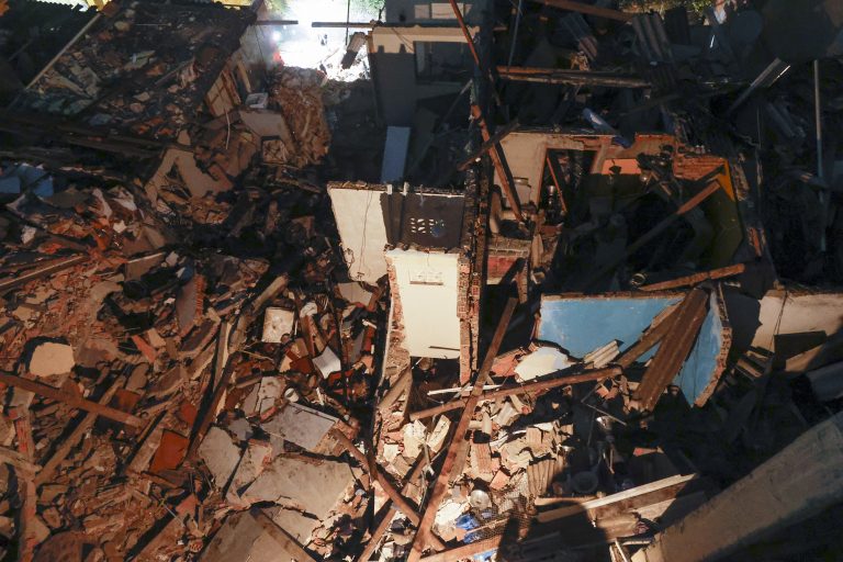 Συναγερμός στη Βραζιλία μετά από ισχυρή έκρηξη σε συνοικία του Σάο Πάολο