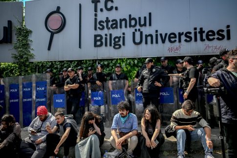Στο Δημοτικό Θέατρο Πειραιά οι πρωταθλητές Ευρώπης