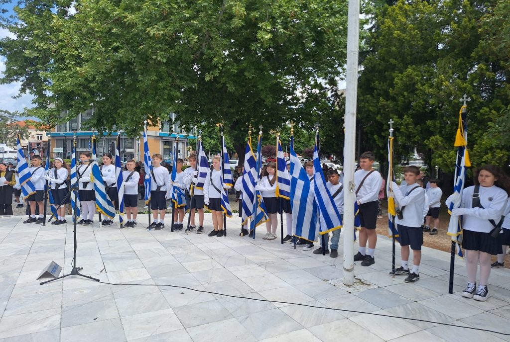 «Ελευθέρια Κομοτηνής»: Η έπαρση της ιστορικής σημαίας και η υποδοχή της θαυματουργού εικόνας της Παναγίας Φανερωμένης