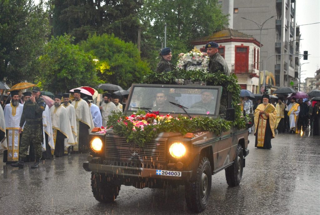«Ελευθέρια Κομοτηνής»: Η έπαρση της ιστορικής σημαίας και η υποδοχή της θαυματουργού εικόνας της Παναγίας Φανερωμένης