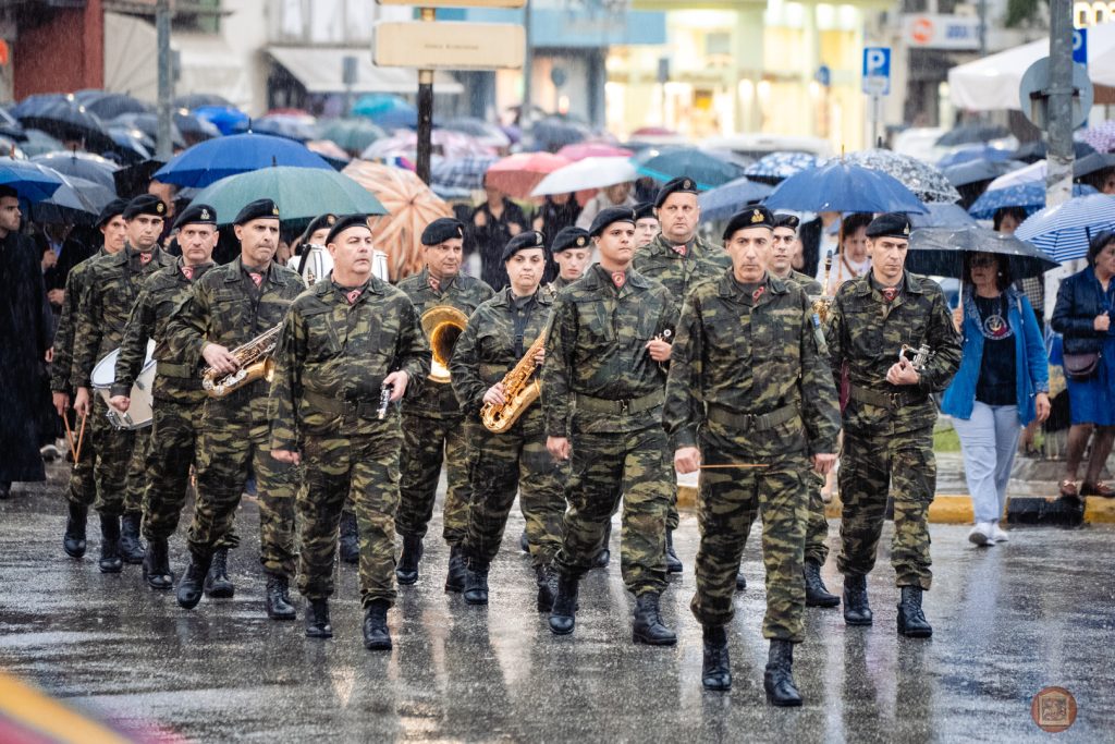 «Ελευθέρια Κομοτηνής»: Η έπαρση της ιστορικής σημαίας και η υποδοχή της θαυματουργού εικόνας της Παναγίας Φανερωμένης
