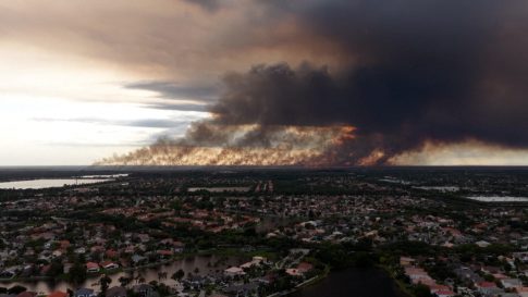 «Ήταν όλοι τους μεταμφιεσμένοι» – Αυτόπτης μάρτυρας περιγράφει στο ΕΡΤnews τη ληστεία στην Κάτω Τιθορέα