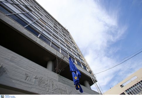Π. Κουκουλόπουλος «Ποιος αποφασίζει στην Ελληνική Δημοκρατία, η Κυβέρνηση με τη Βουλή ή ο Πρόεδρος της ΔΕΗ;»