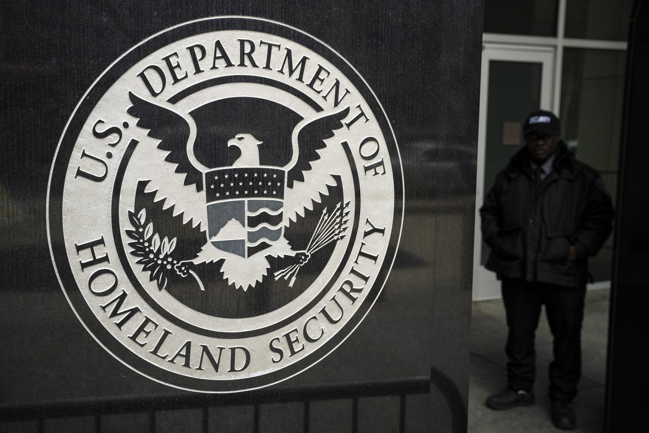 Αναίρεσε τη νέα μεταναστευτική πολιτική της η αμερικανική κυβέρνηση
