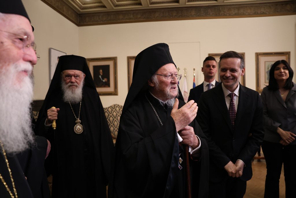 Ο Δήμος Αθηναίων τίμησε τον Οικουμενικό Πατριάρχη Βαρθολομαίο 
