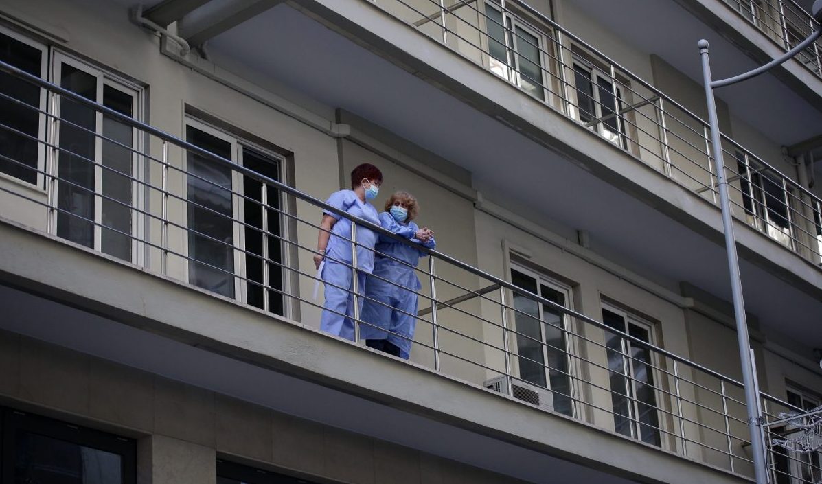 Κεραμέως: Στα βαρέα και ανθυγιεινά νοσηλευτές, οδηγοί και βοηθοί ασθενοφόρων-διασωστών ΕΣΥ και ΕΚΑΒ – Καμία περικοπή στις συντάξεις χηρείας