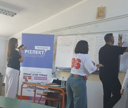 Eurovision 2026: Αποθεώθηκε από το κοινό στο Stadthalle και τους Eurofans ο Akylas