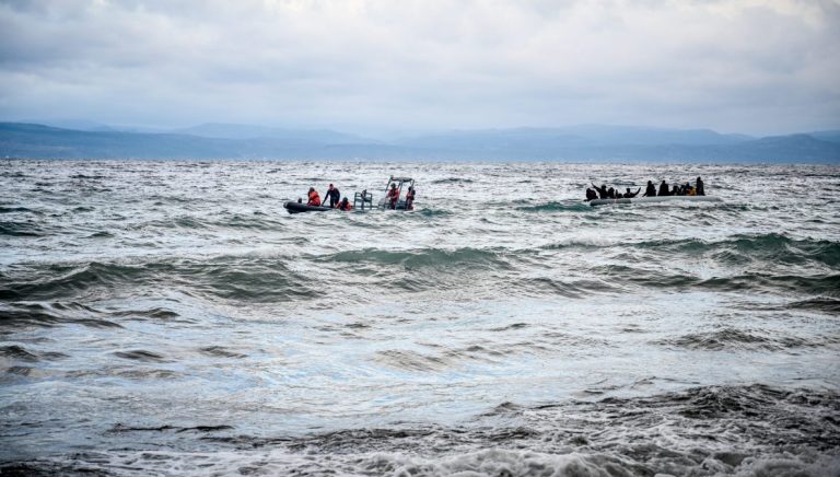 Μπαράζ μεταναστευτικών ροών στην Κρήτη: 611 αφίξεις μέσα σε 16 ώρες